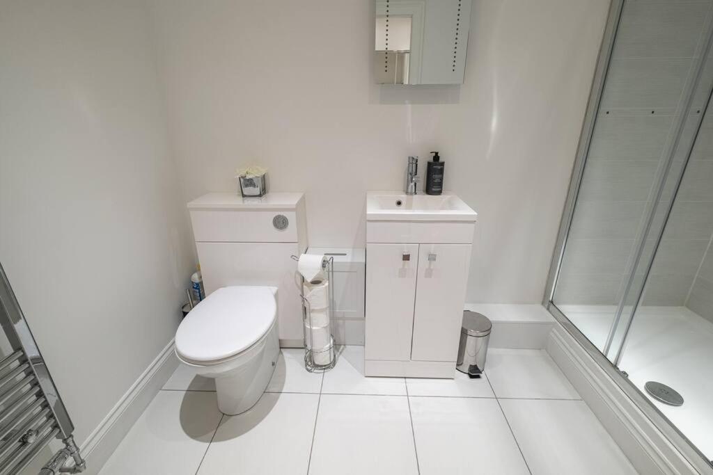 2 Bed 2 Bath Spacious Apartment In Central Aberdeen Kültér fotó