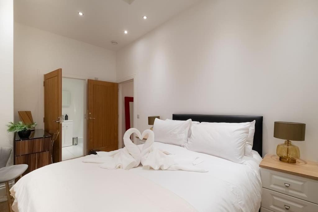 2 Bed 2 Bath Spacious Apartment In Central Aberdeen Kültér fotó