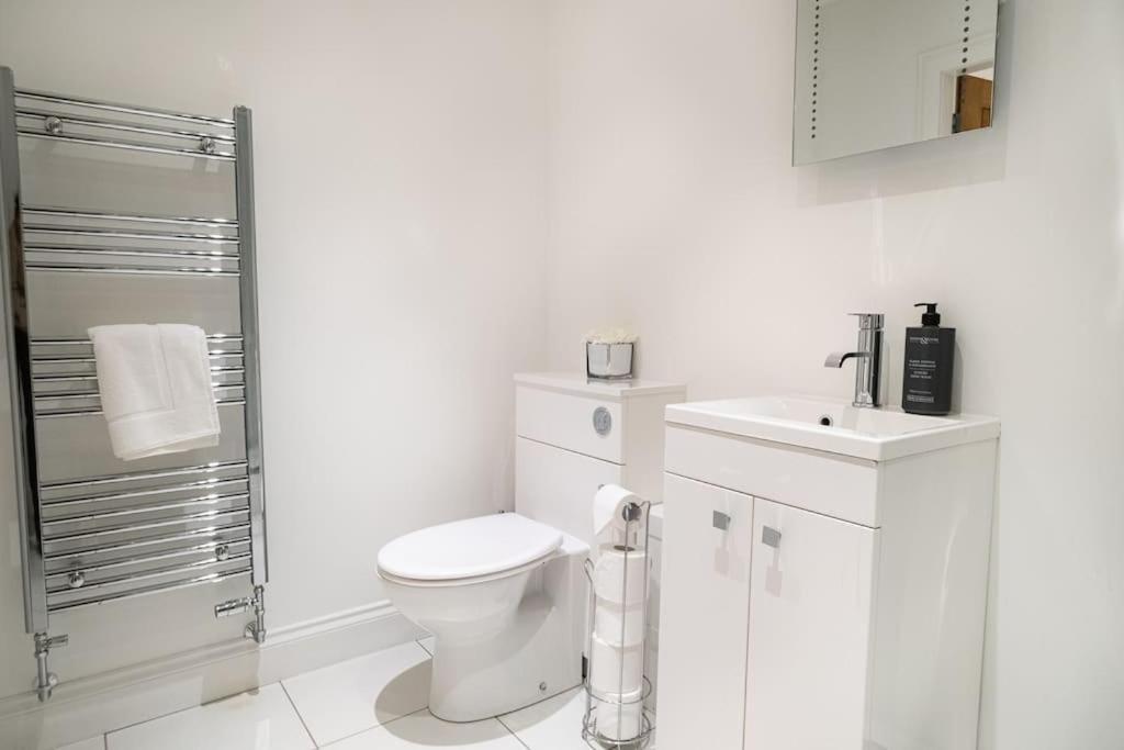 2 Bed 2 Bath Spacious Apartment In Central Aberdeen Kültér fotó